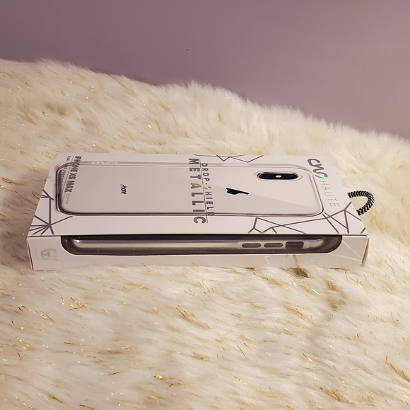 CYLO Haute Doop Shield Metallic IPhone XS Max case - Picture 6 of 7